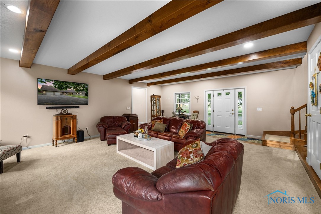 5002 Black Road