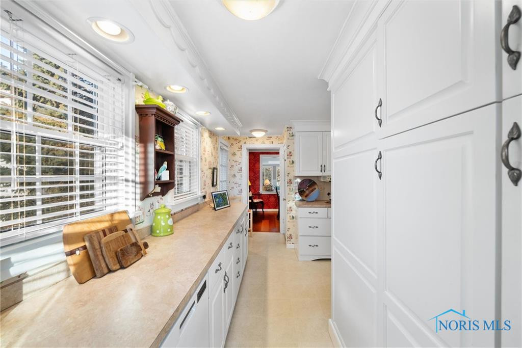 35 S River Road