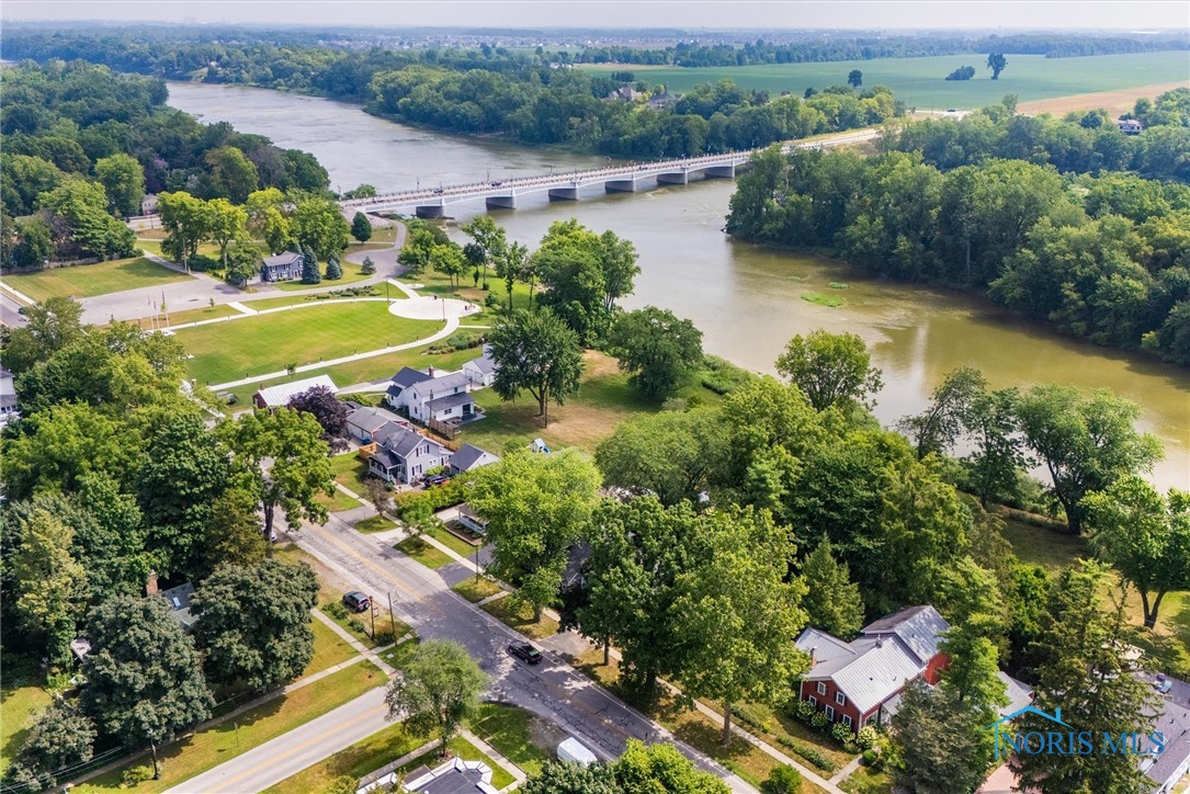 35 S River Road
