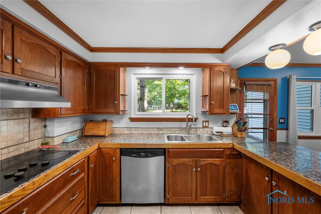 4259 Rose Garden Drive