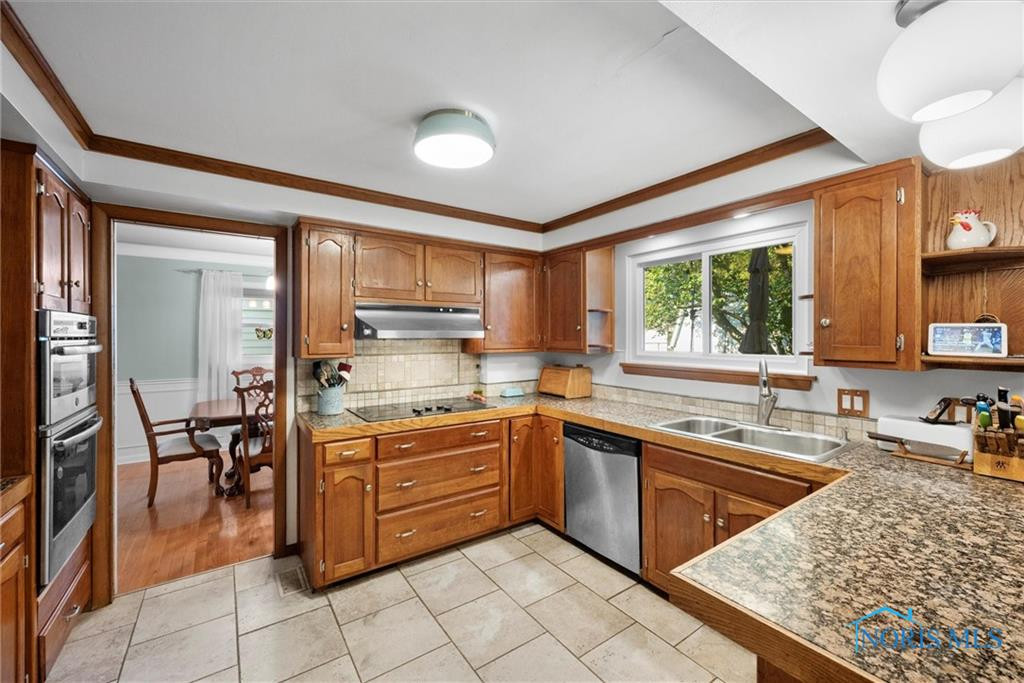 4259 Rose Garden Drive