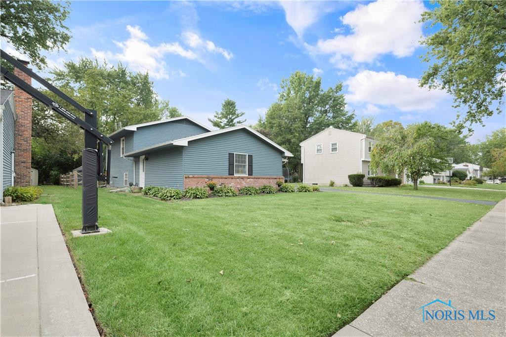 333 Southwood Drive, Perrysburg