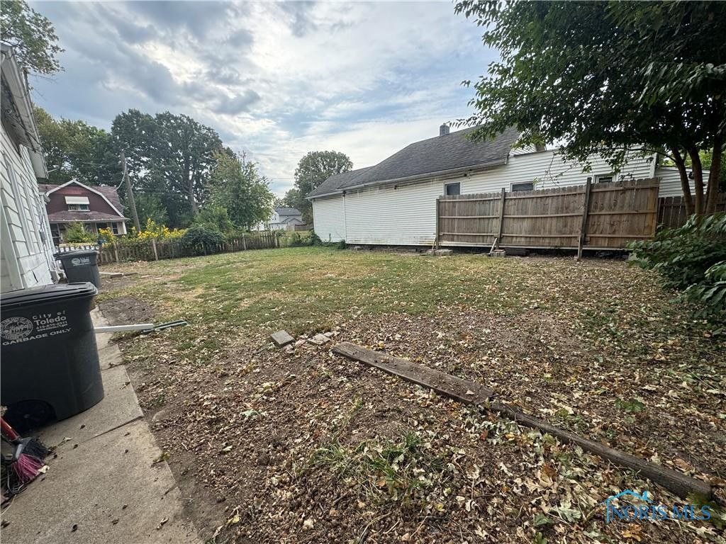 1919 N Ontario Street