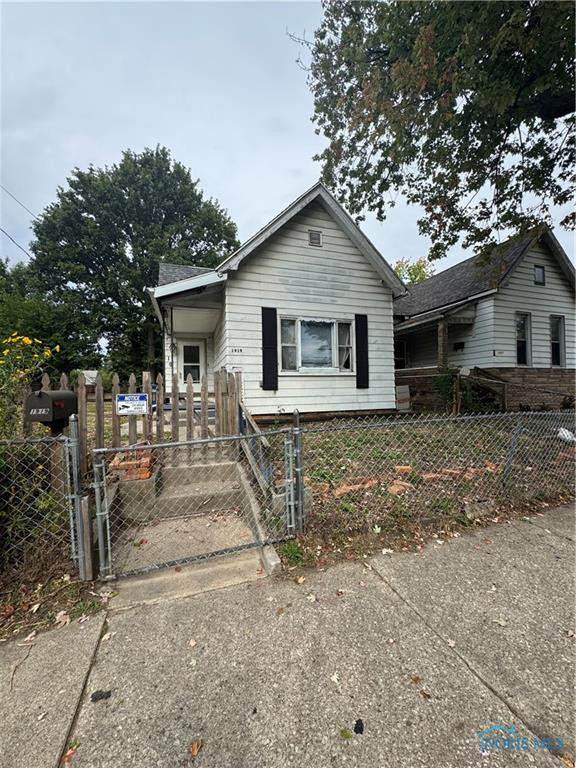 1919 N Ontario Street