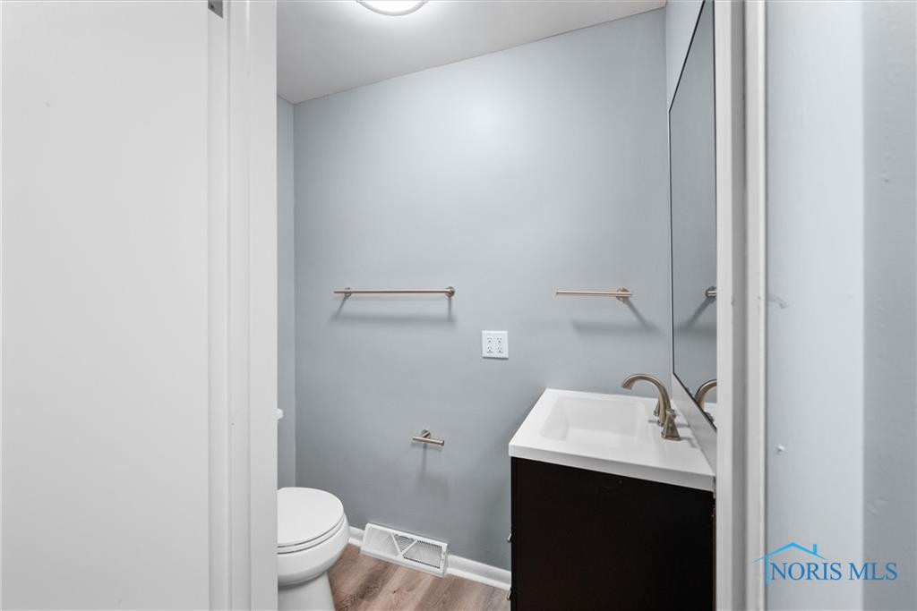 4906 Pine Ridge Road