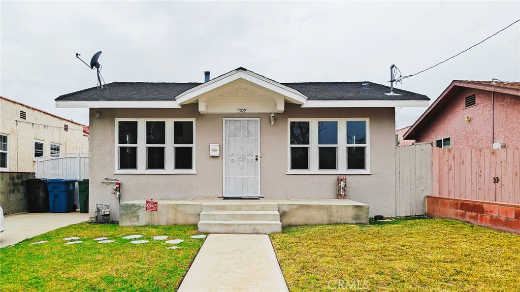 1009 S Marengo Avenue