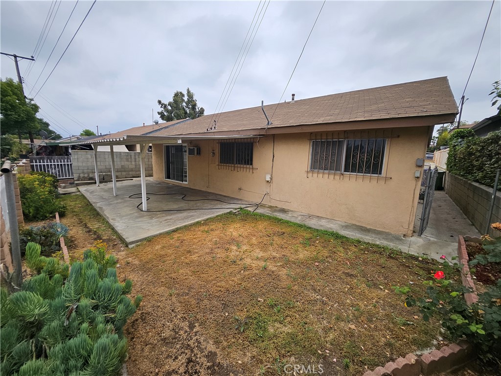 8009 Lake Knoll Drive