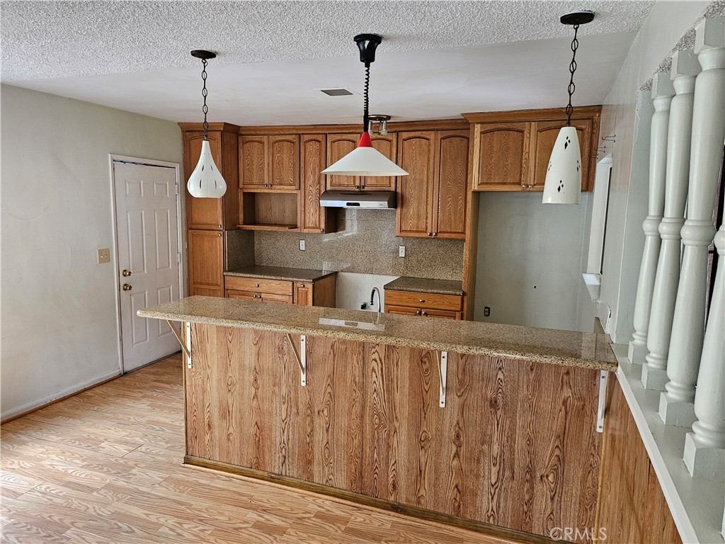 8009 Lake Knoll Drive