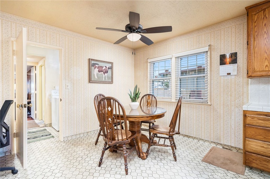 5005 N Rimhurst Avenue