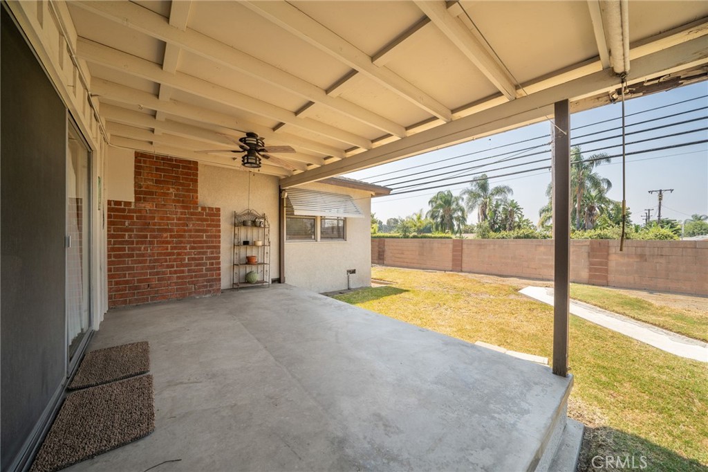 5005 N Rimhurst Avenue