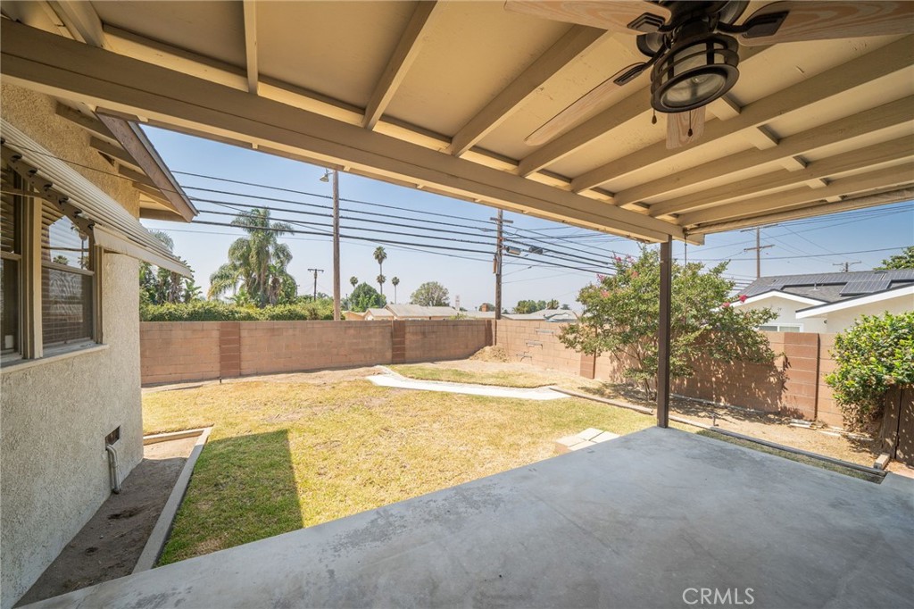 5005 N Rimhurst Avenue