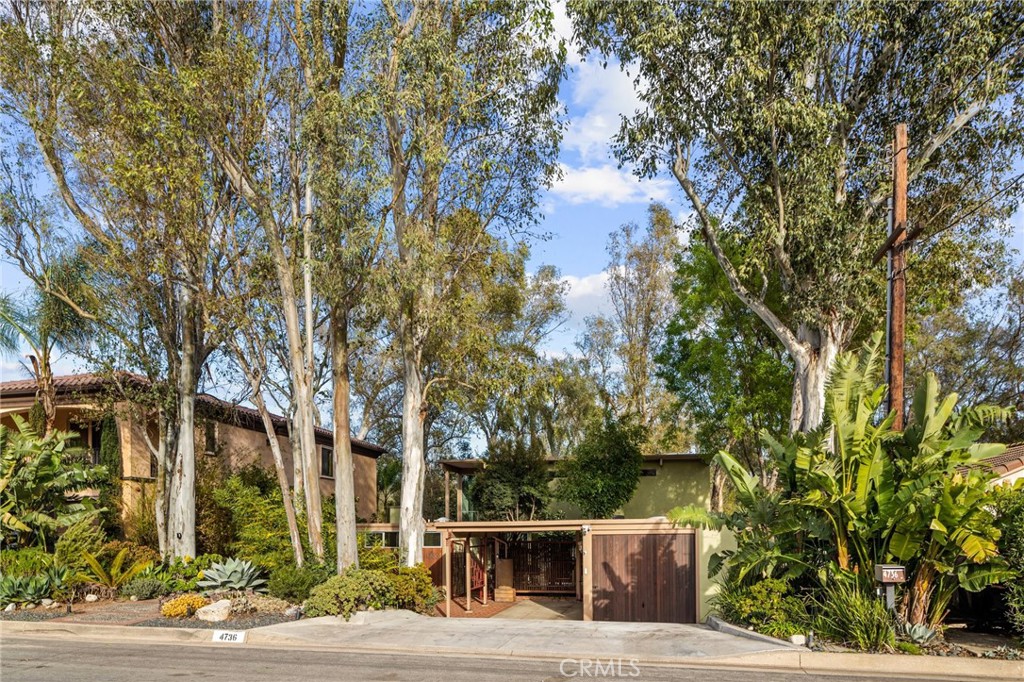 4736 Williams Avenue