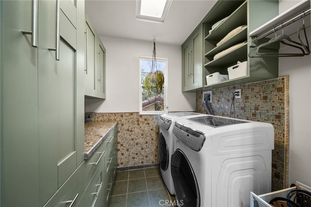 4736 Williams Avenue