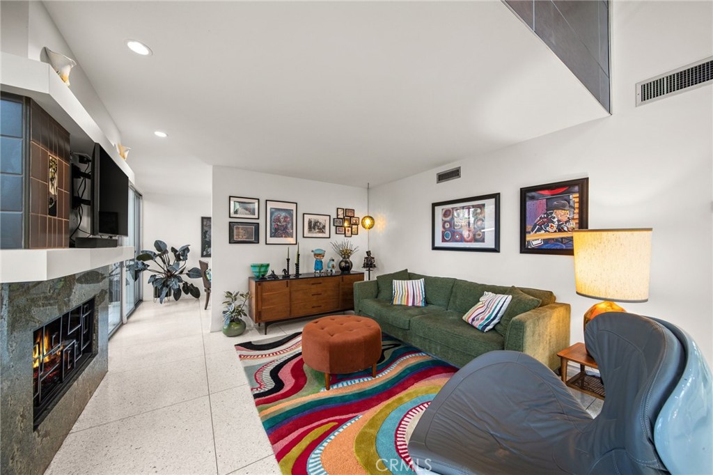 4736 Williams Avenue