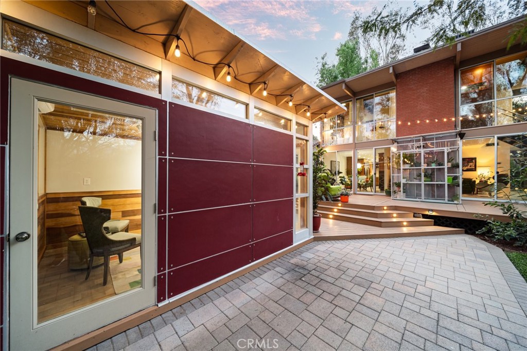 4736 Williams Avenue