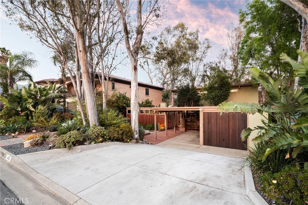 4736 Williams Avenue