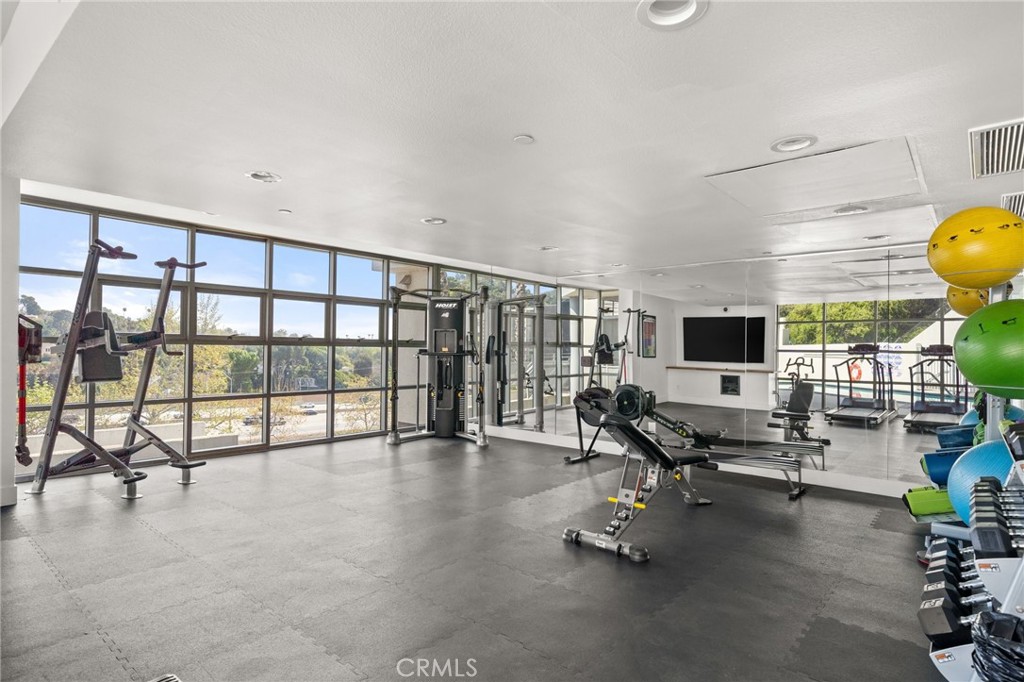 171 N Church Lane 407