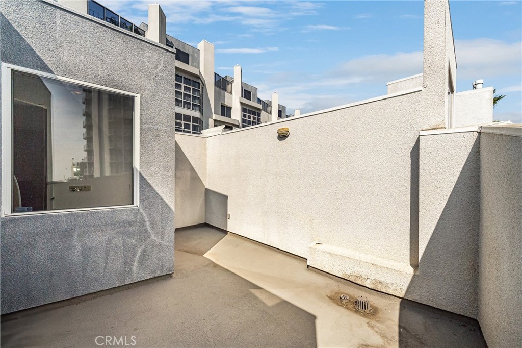 171 N Church Lane 407