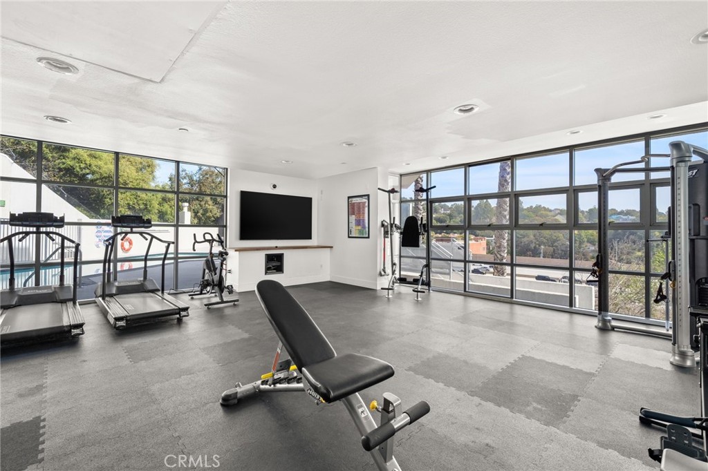 171 N Church Lane 407