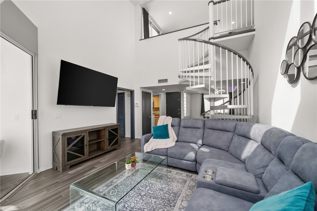 171 N Church Lane 407