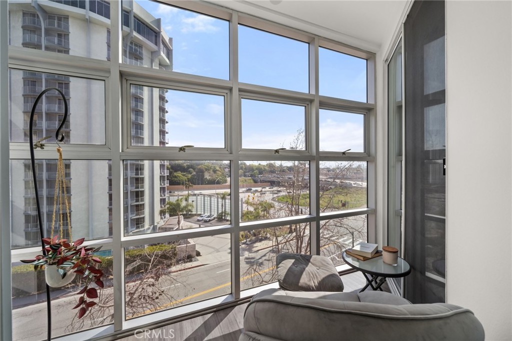 171 N Church Lane 407