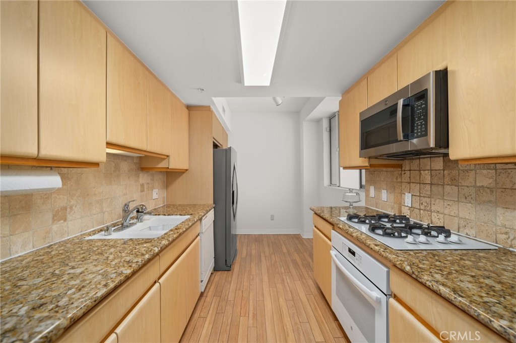 171 N Church Lane 407