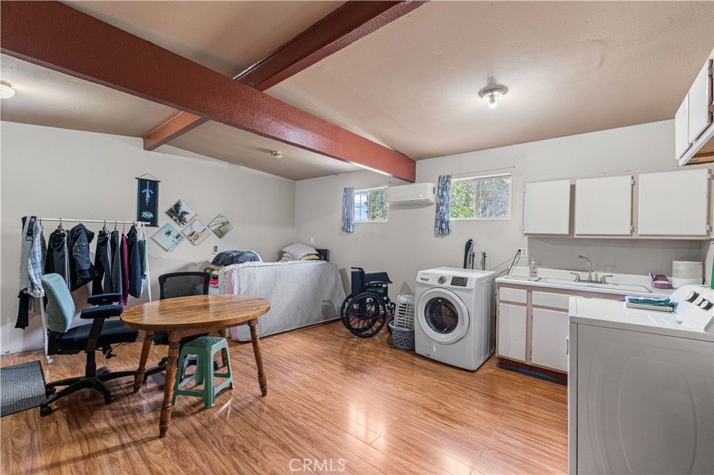 1416 Millbury Avenue