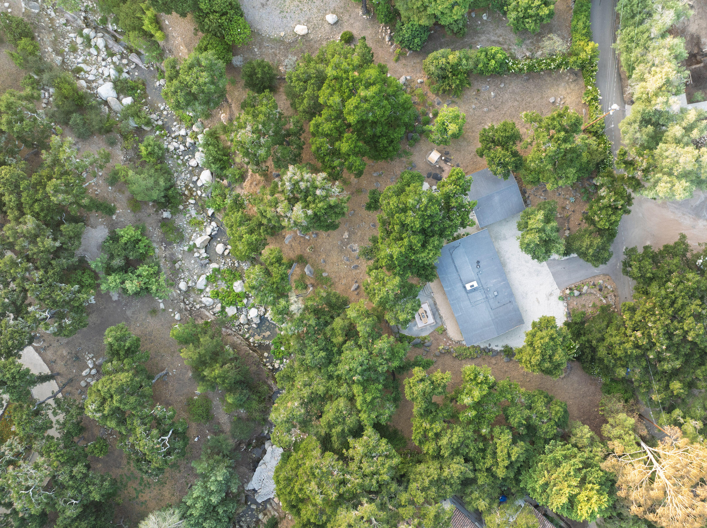 1067 E Mountain Drive