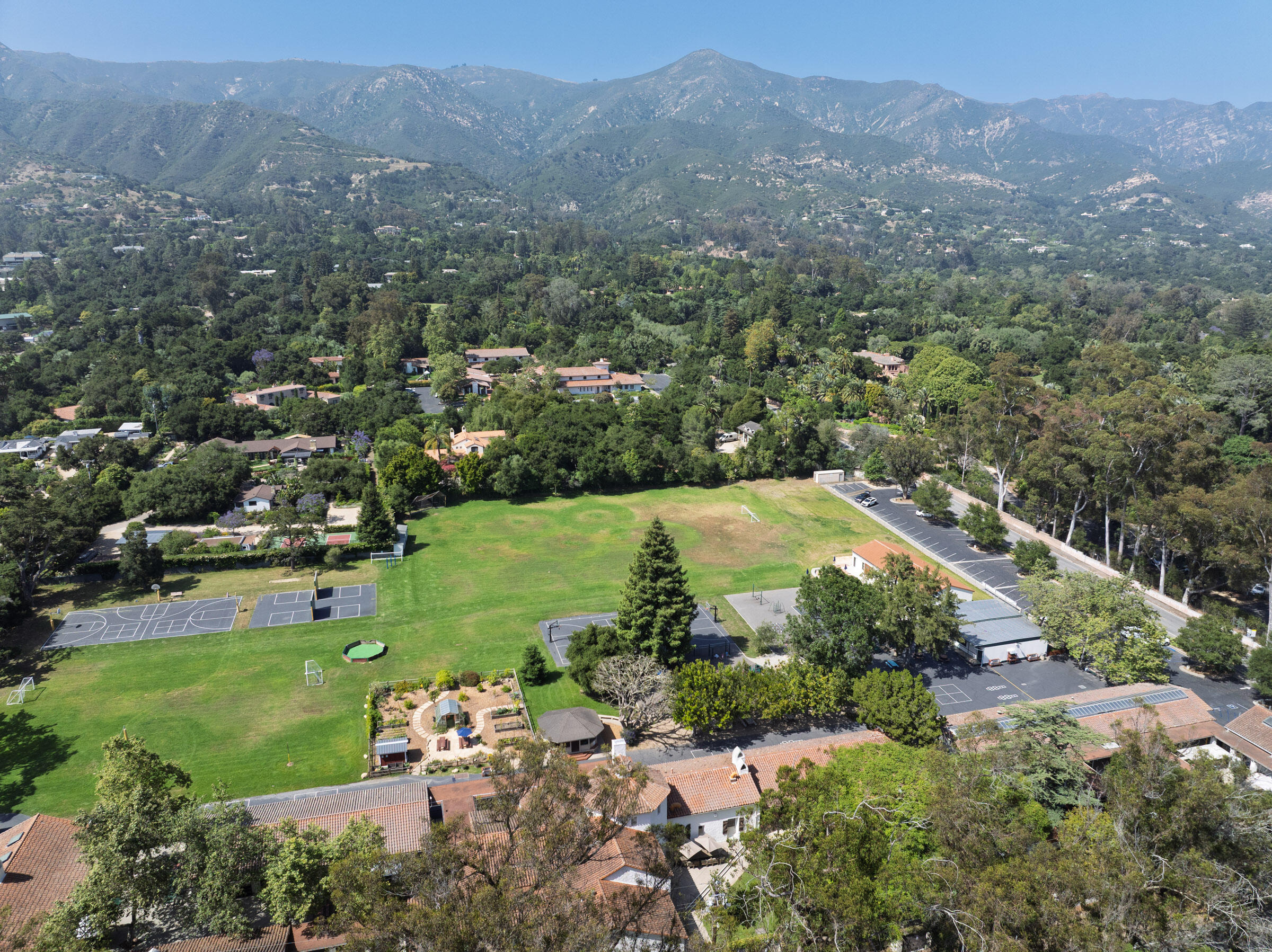 1067 E Mountain Drive