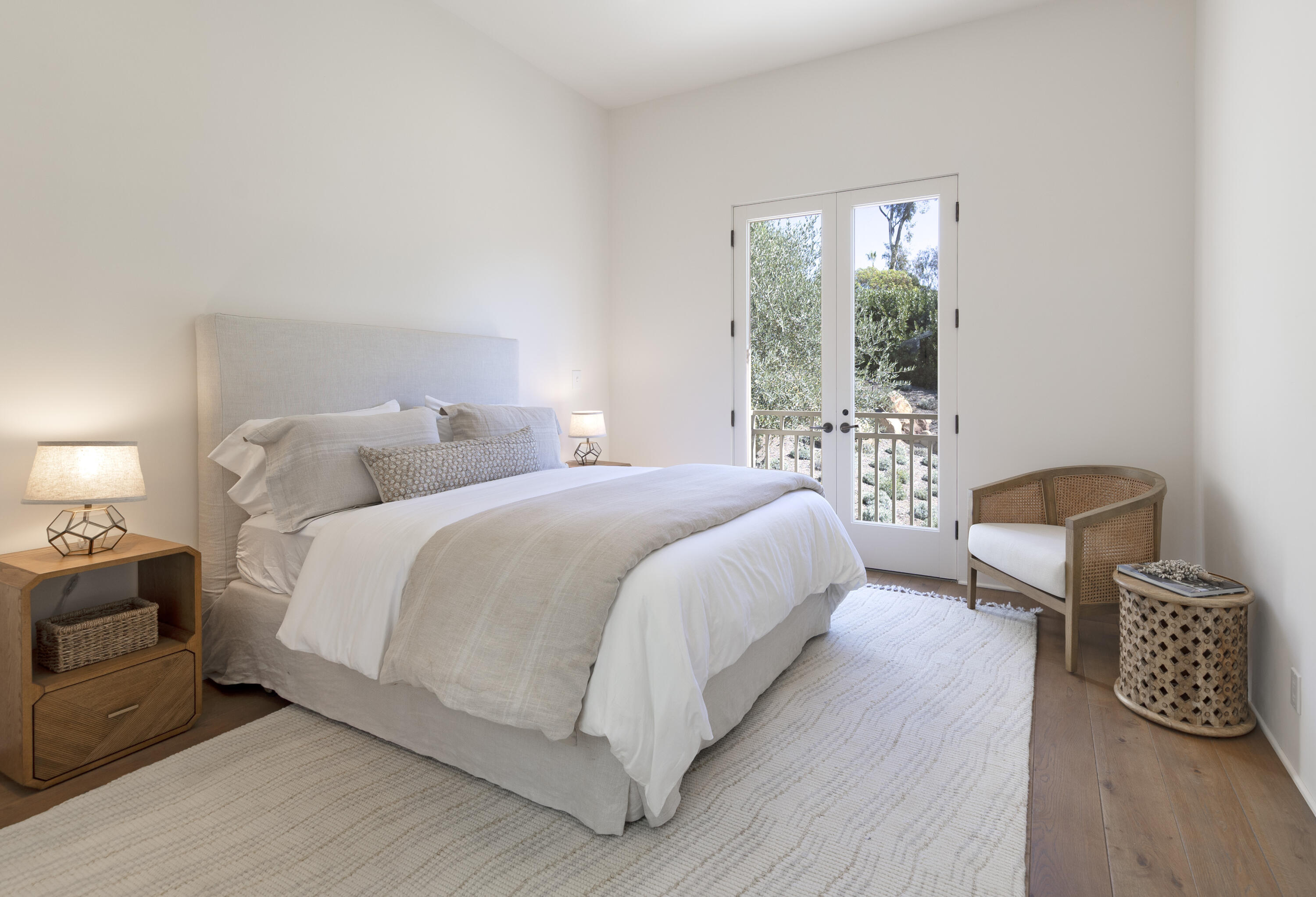 191 E Mountain Drive