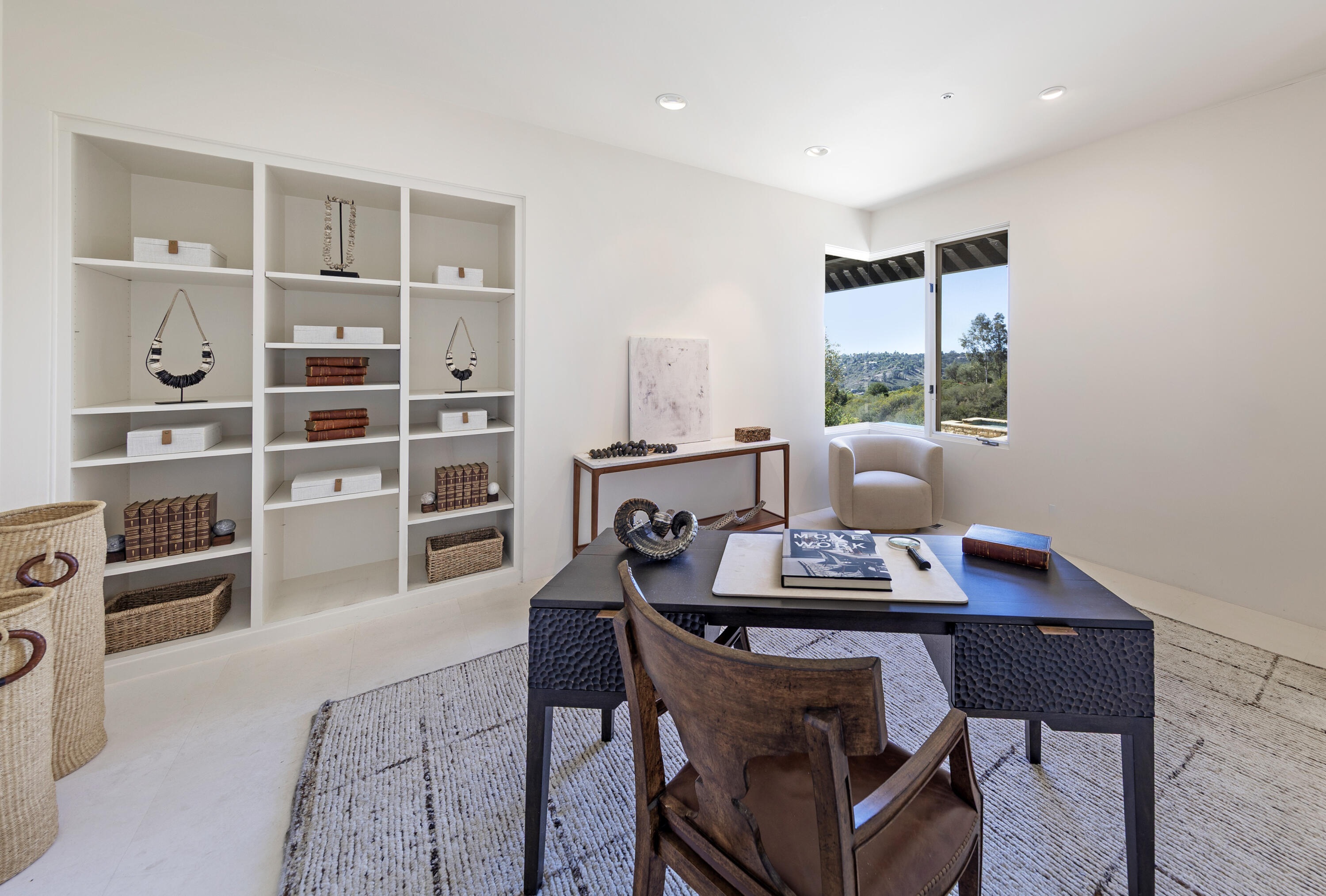 191 E Mountain Drive