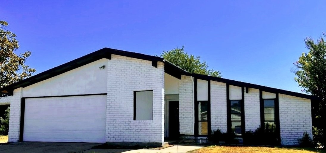 7316 Catbrier Court