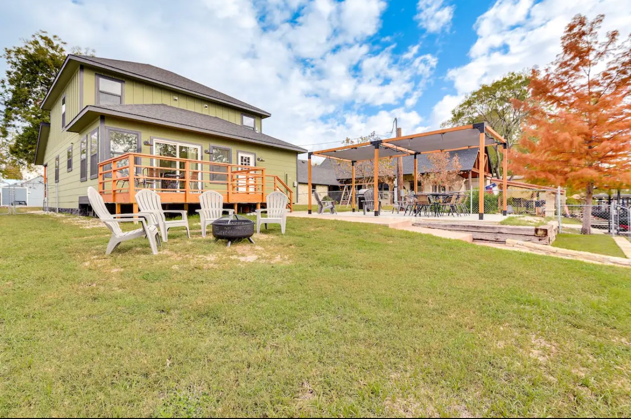 3422 Tahitian Court