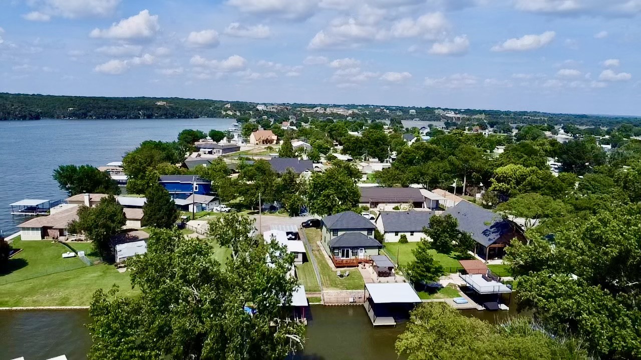 3422 Tahitian Court