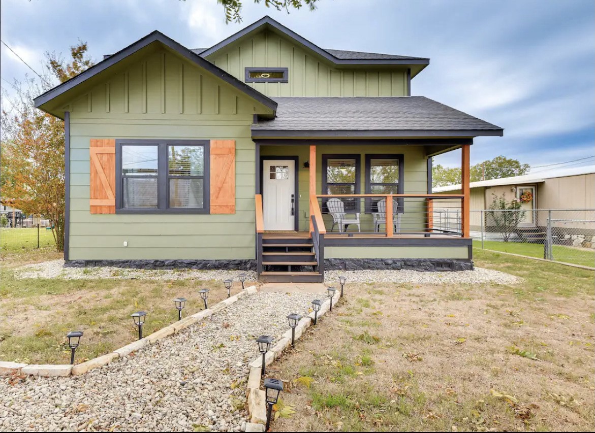 3422 Tahitian Court