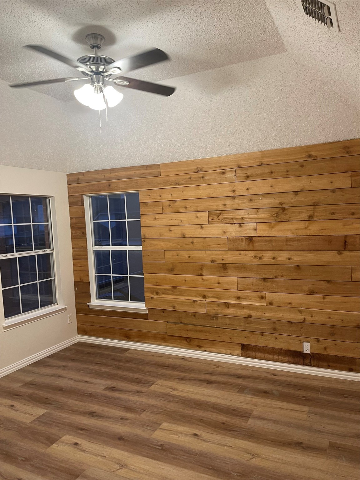 3808 Hunters Trail