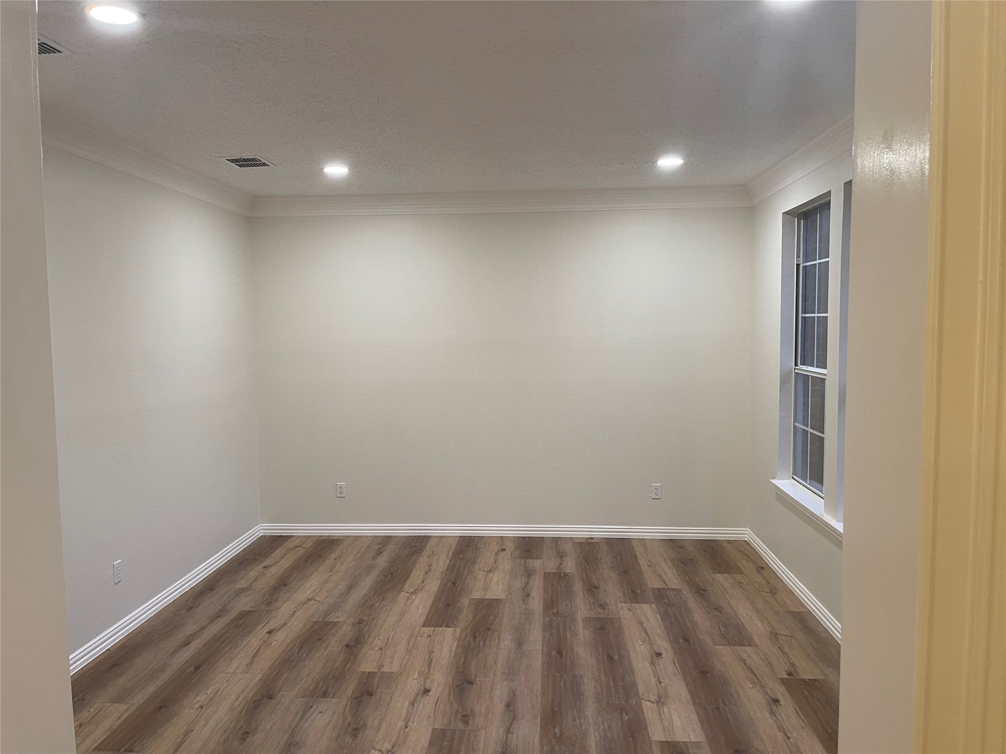 3808 Hunters Trail