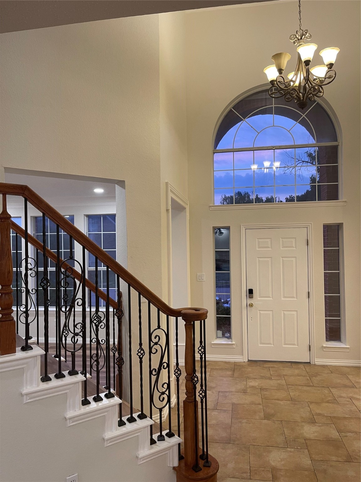 3808 Hunters Trail