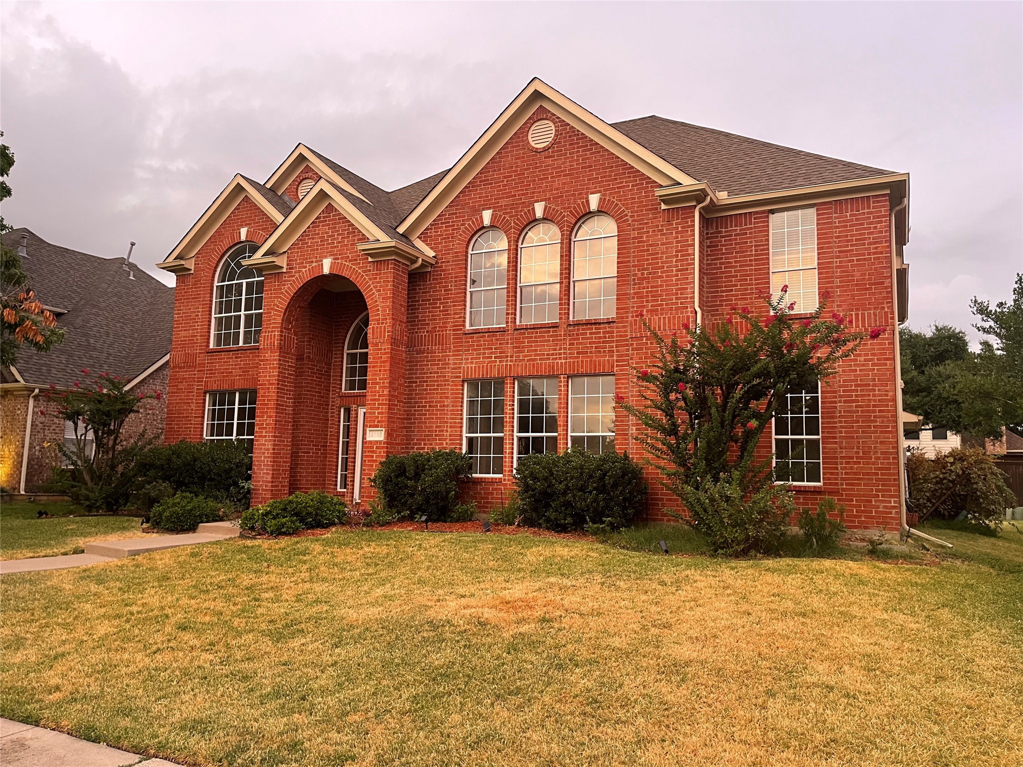3808 Hunters Trail