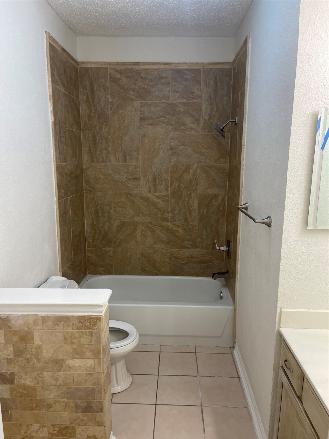 3808 Hunters Trail