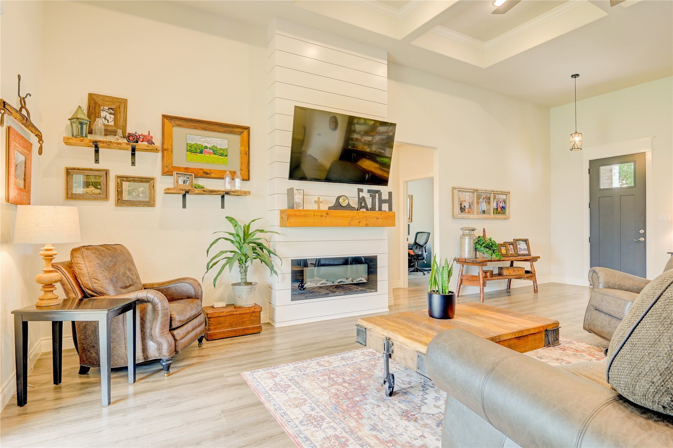 1023 Mojave Trail