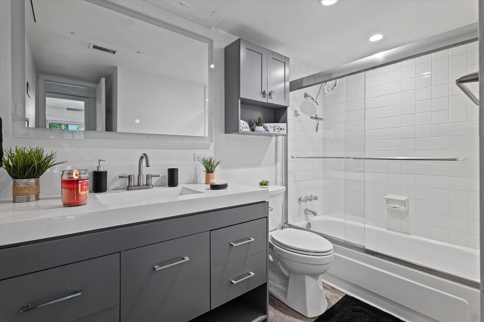 4851 Cedar Springs Road 184