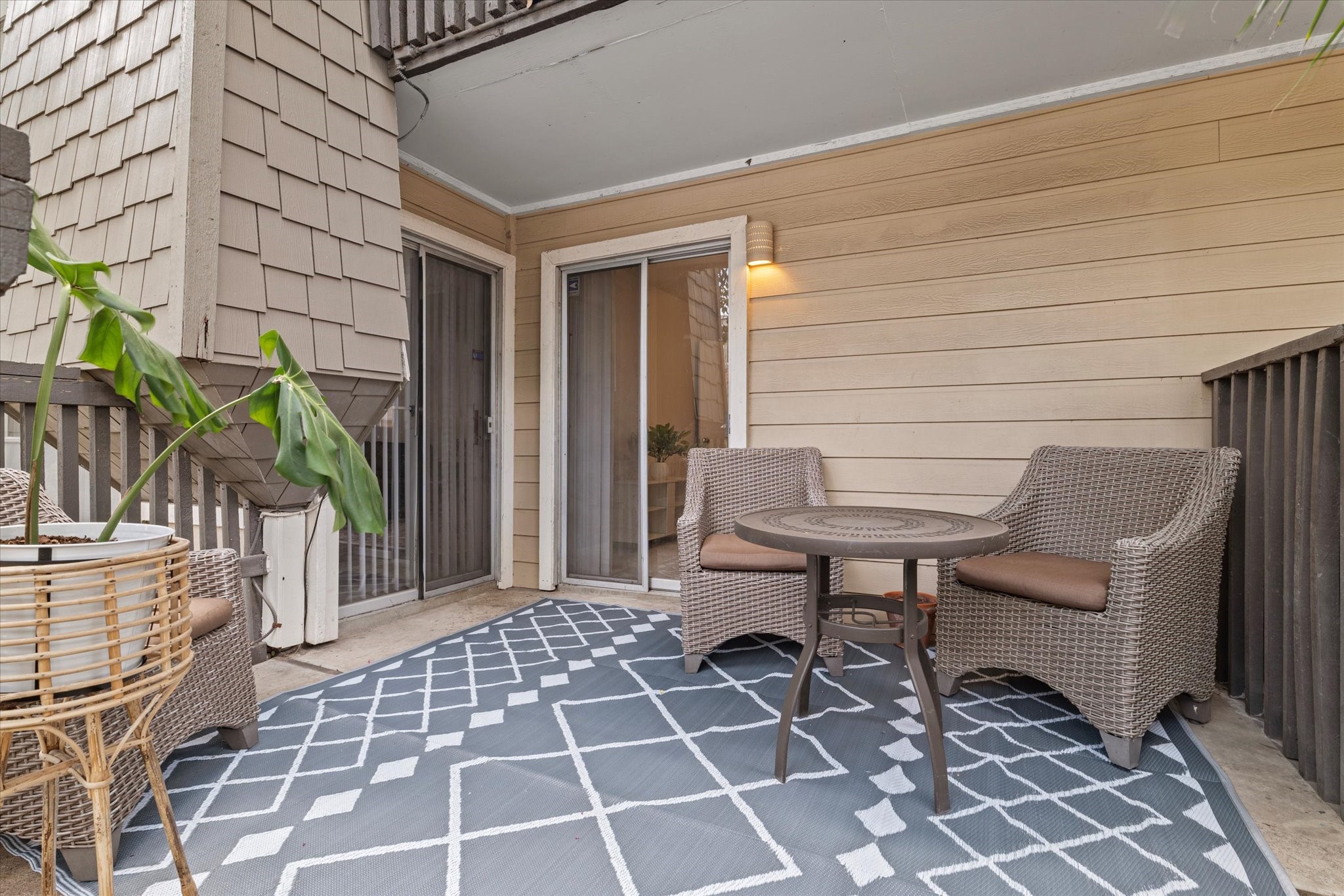 4851 Cedar Springs Road 184