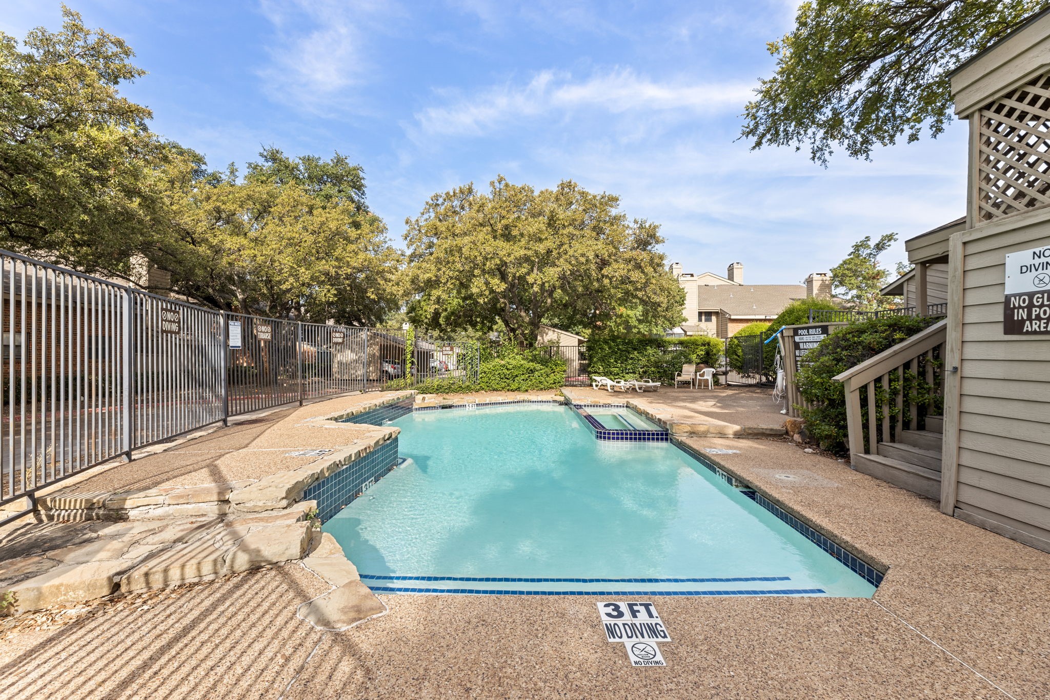 9254 Forest Lane 703