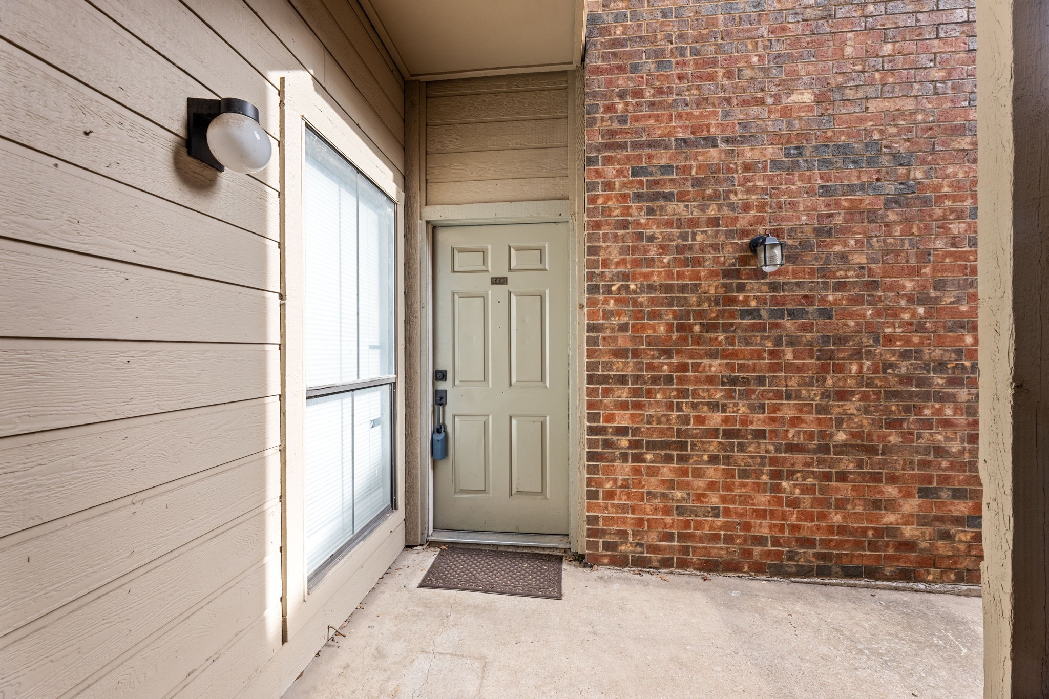 9254 Forest Lane 703