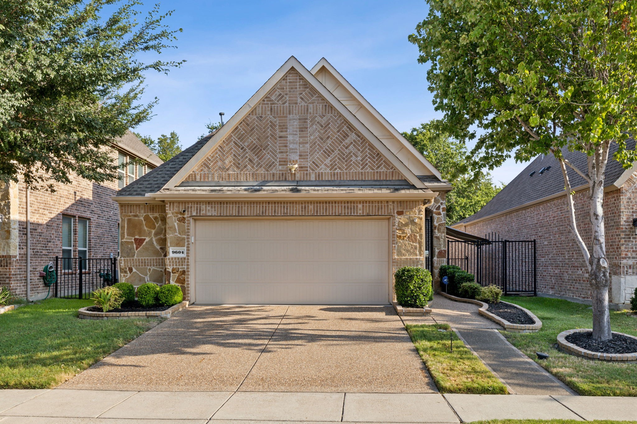 9604 National Pines Drive