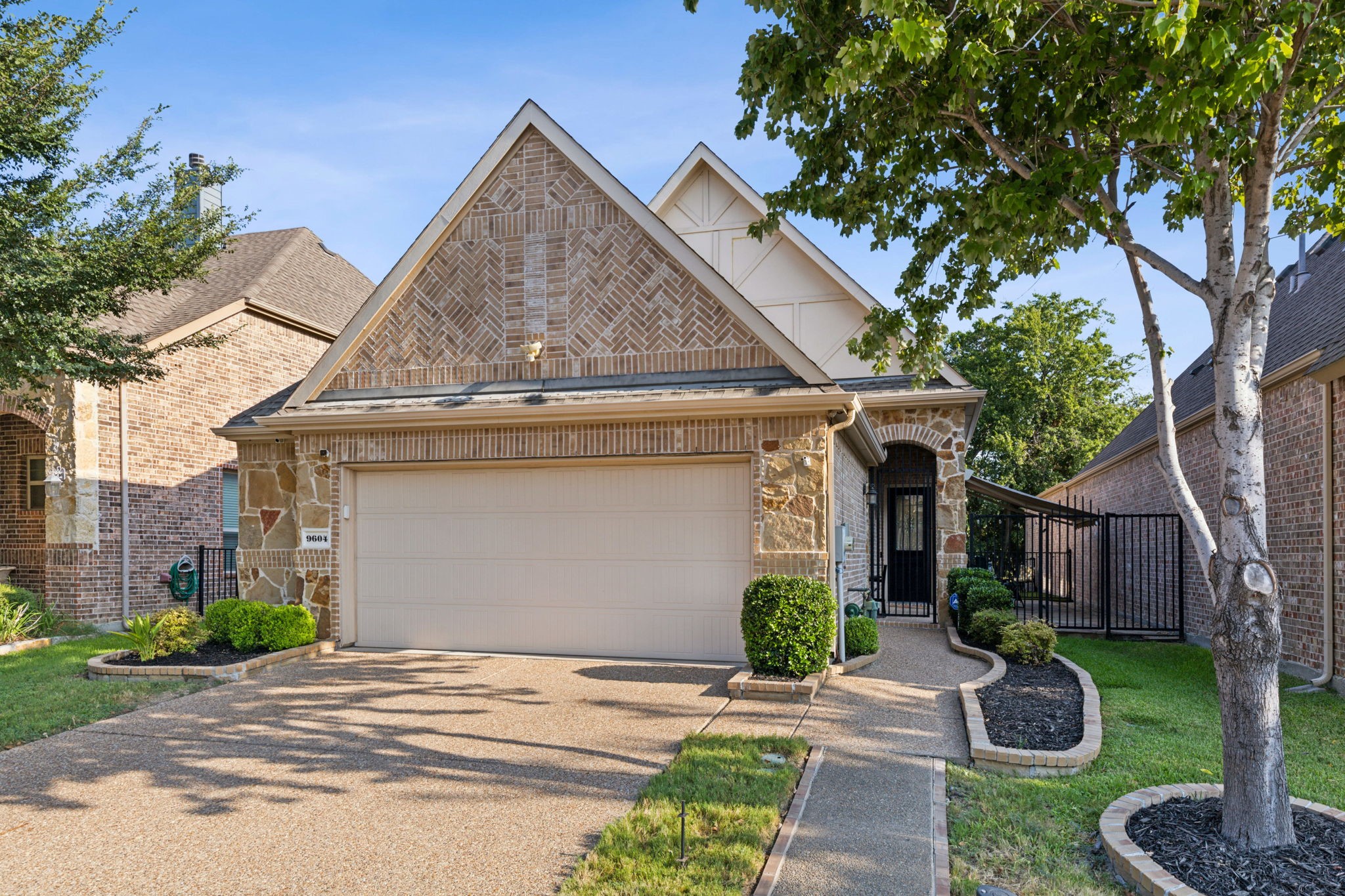 9604 National Pines Drive