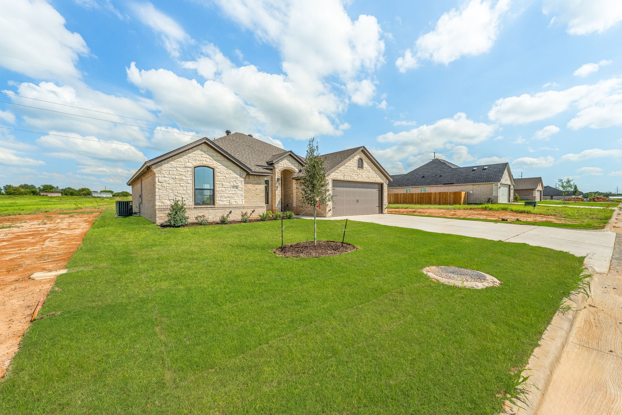 1518 Oleander Drive