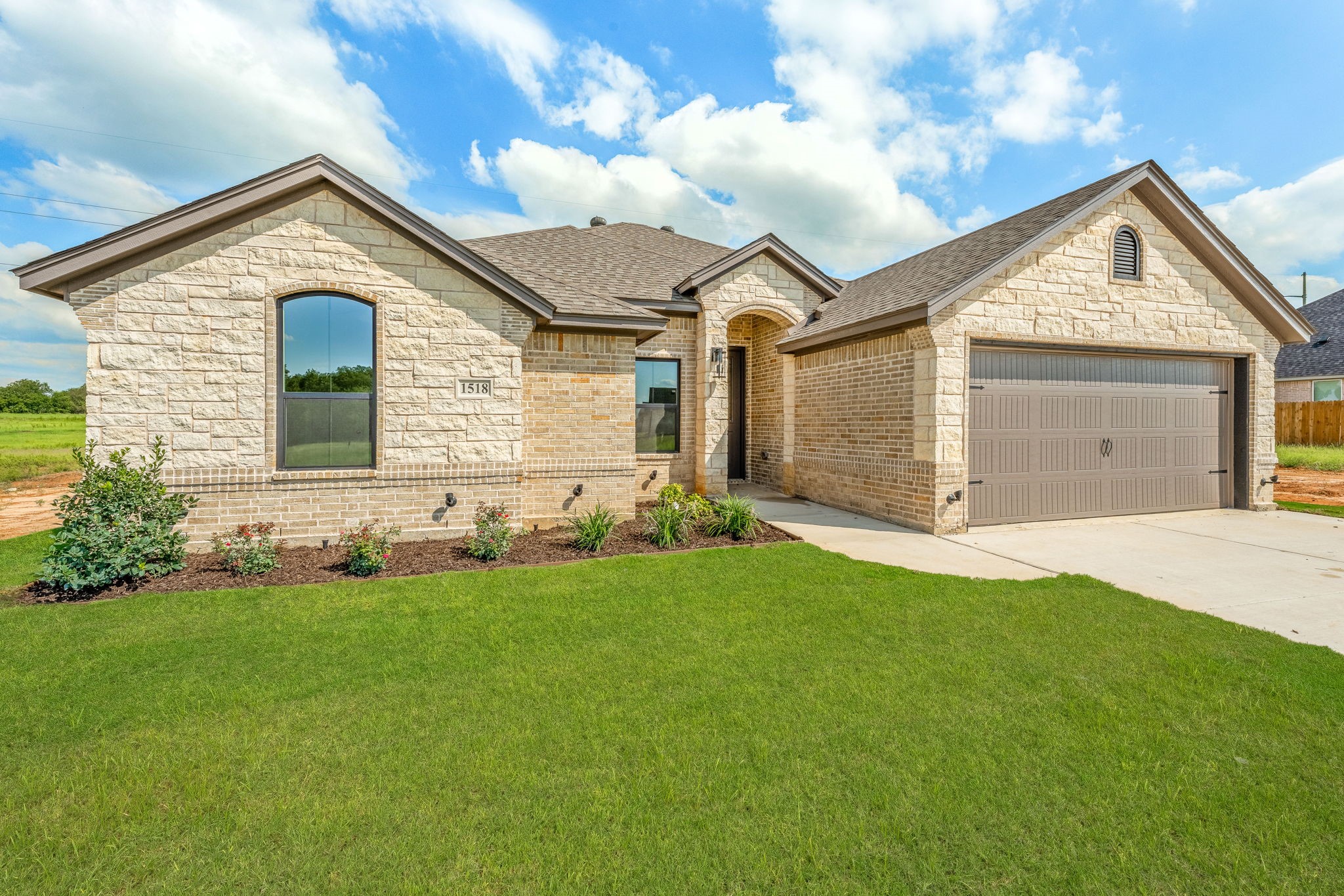 1518 Oleander Drive