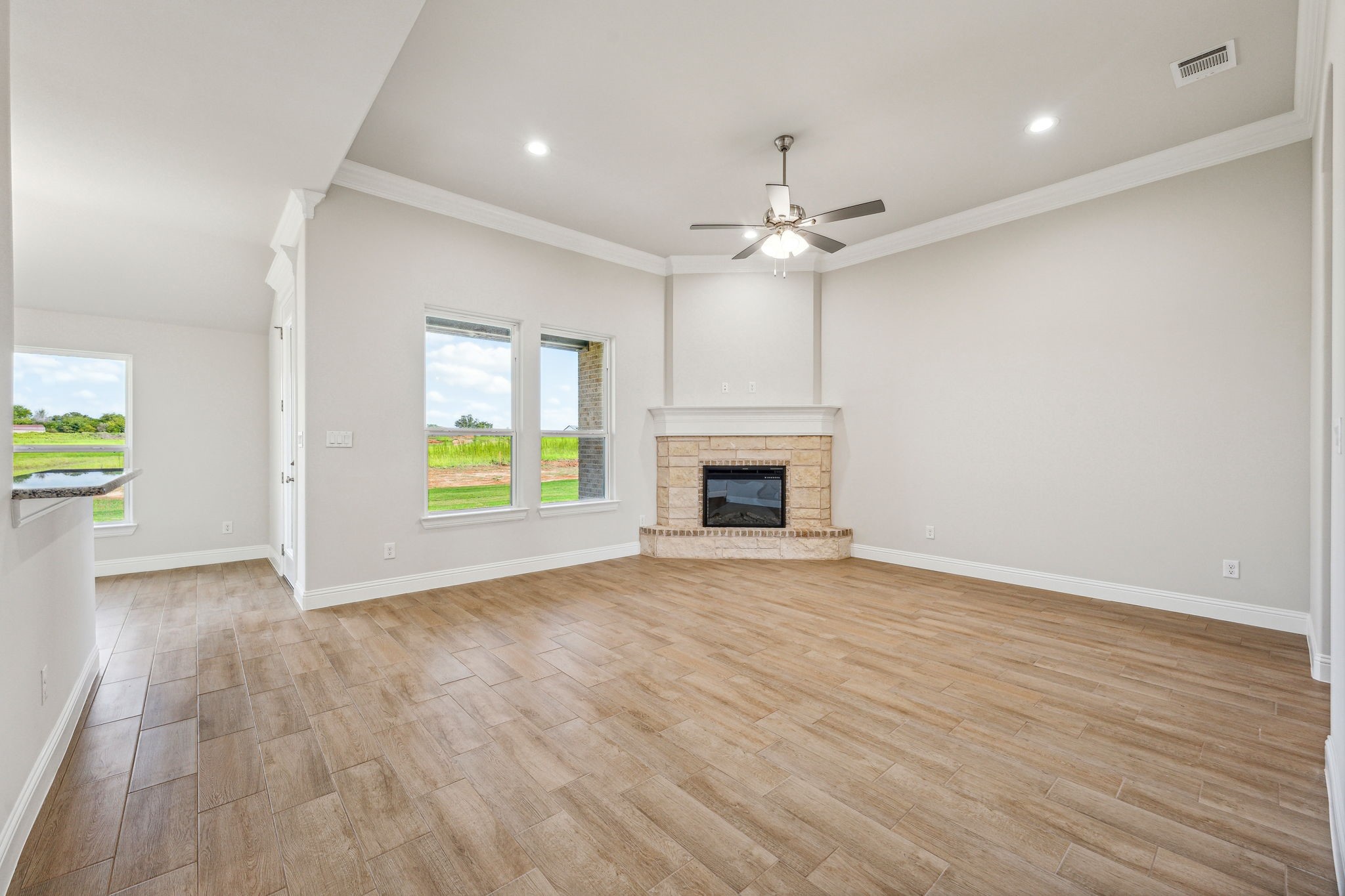 1518 Oleander Drive